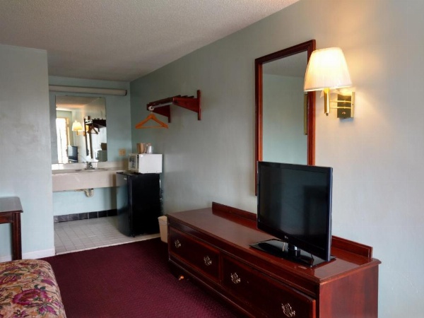 Mount Vernon Inn image 12