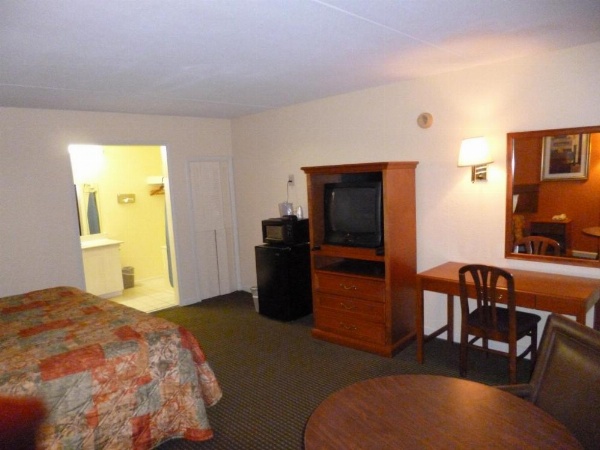 Mount Vernon Inn image 19